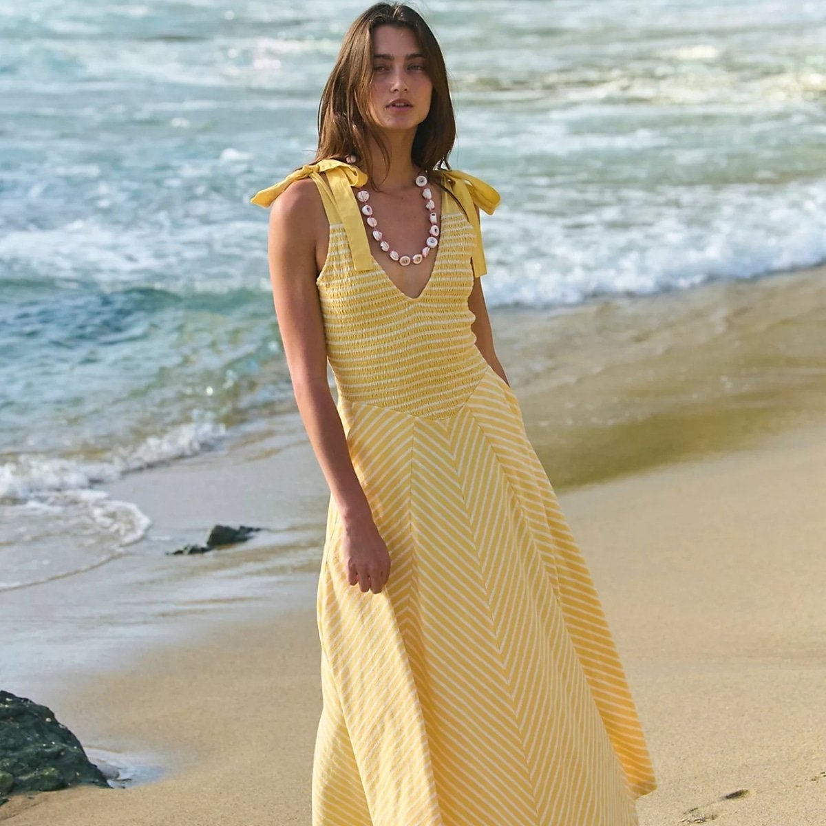 Free People, Old Navy & Madewell Have Under- Midi Dress Deals Free People, Old Navy & Madewell Have Under- Midi Dress Deals