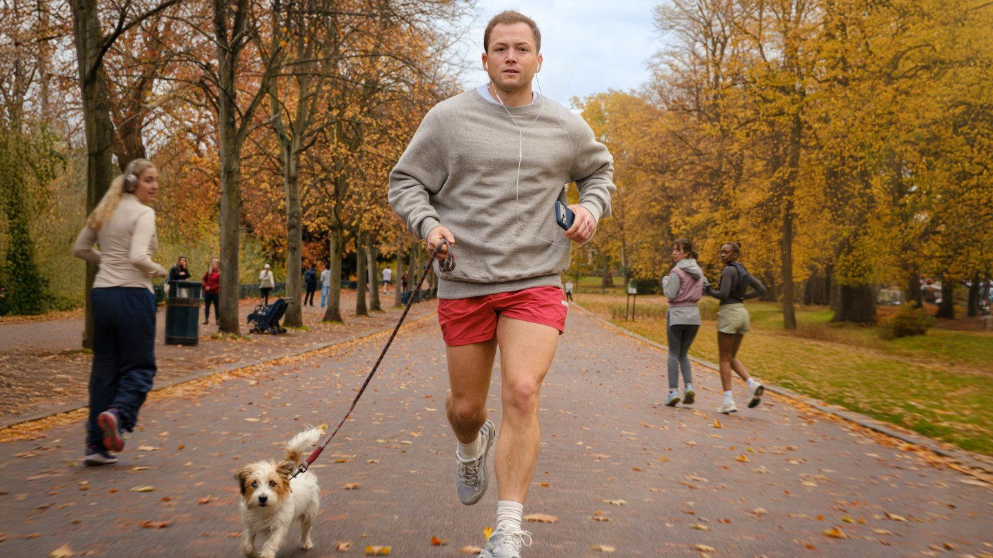 Everybody Wants To F*ck Me Review: A Hard-Working Taron Egerton Is Blameless in Muddled Takedown of the Faux-Feminist Male